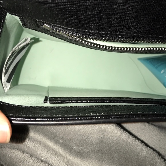 Off White Binder Clip Bag - Picture 6 of 7